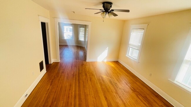 Photo - 1560 Miller St Unit 2