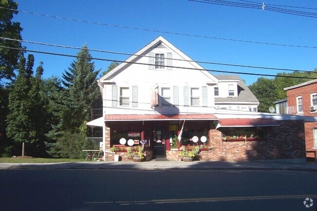 Building Photo - 36 Main St Rental