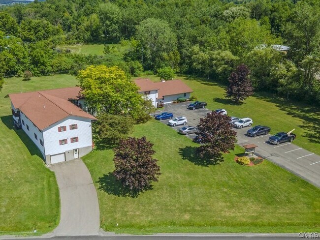 Photo - 2938 Douglas Rd