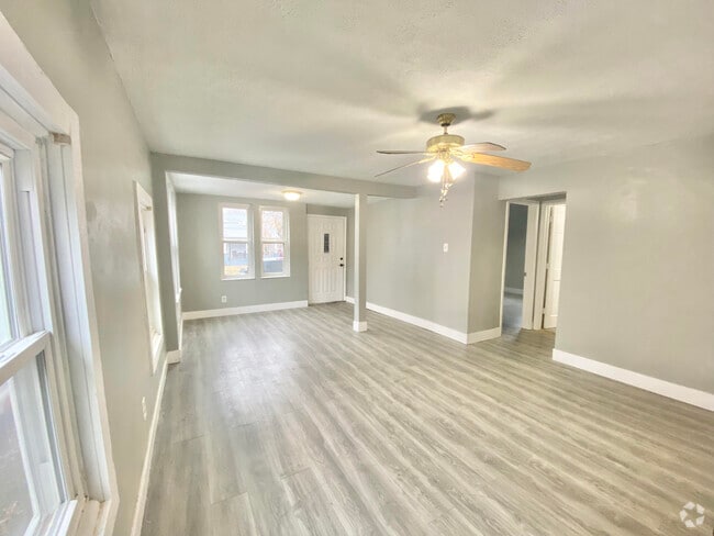 Building Photo - 708 N 17th St Rental