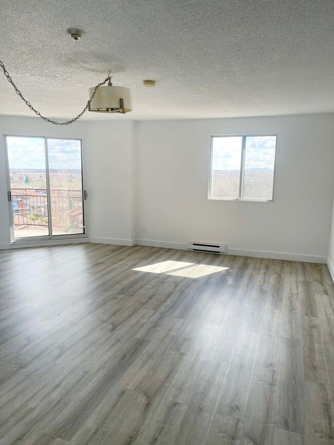 Photo - Chateau Beaurivage