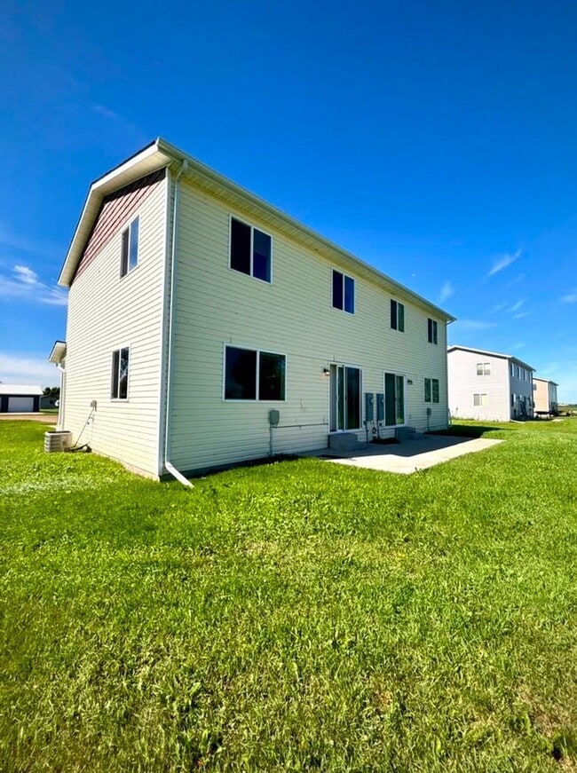 Photo - 308 5th Ave W Unit 308 5th Ave