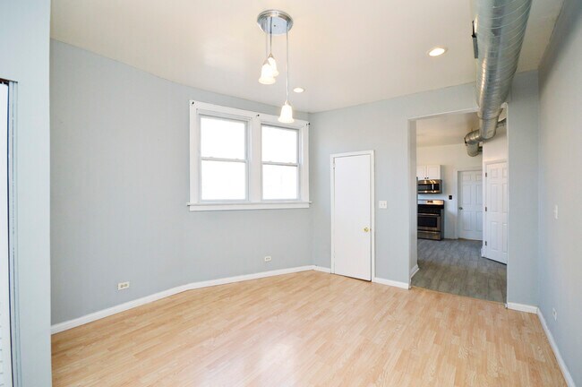 Photo - 1154 W 17th St Unit #1