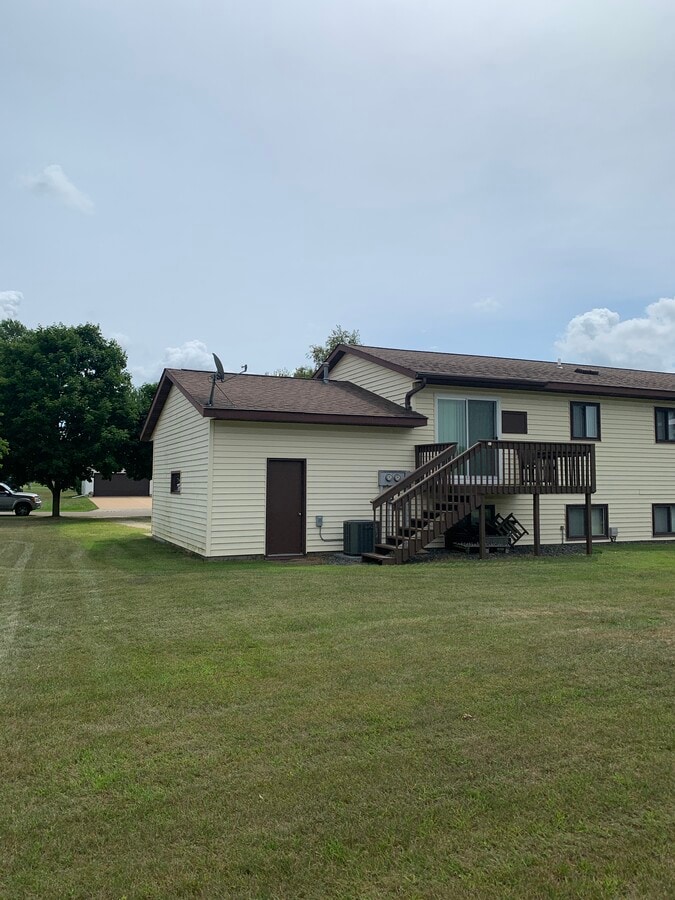Photo - 722 Randy Rd