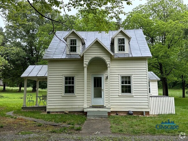 Building Photo - FABULOUS FARMHOUSE IN GOOCHLAND, INCLUDES ...