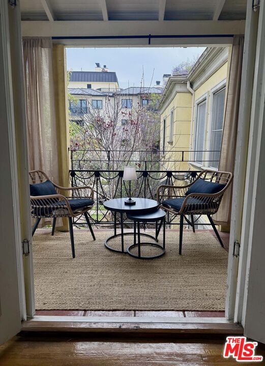 Photo - 157 N La Peer Dr Unit D