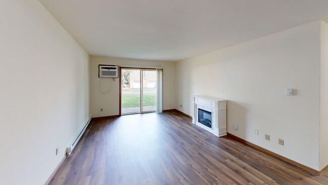 Photo - High Point Commons Apartments