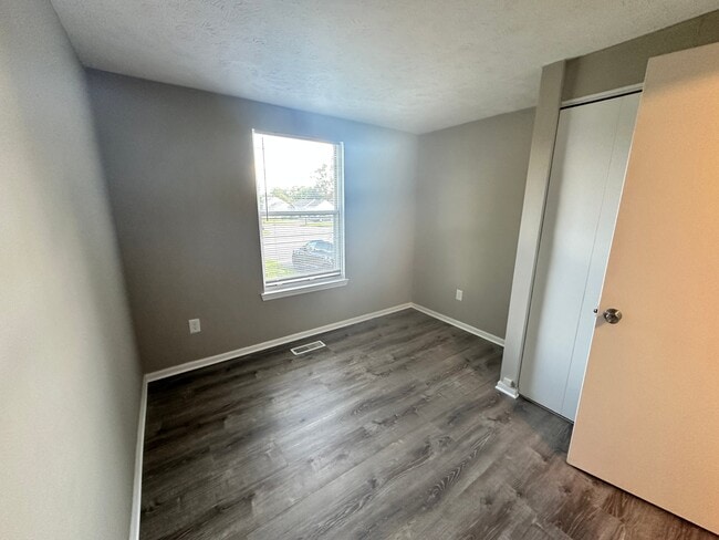 Photo - 9310 Coleson Rd