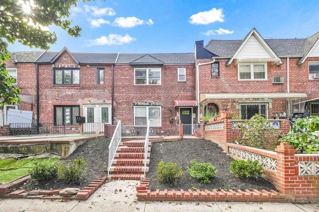 Photo - 48-30 64th St Townhome