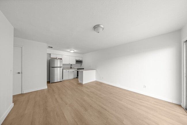 Photo - 2931 SE 52nd Ave Unit B