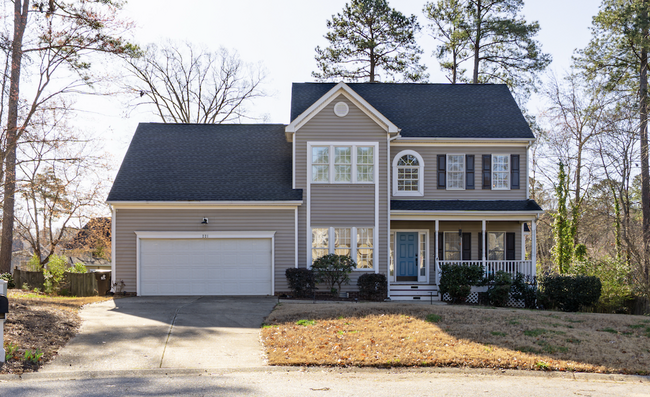 Charming, Furnished 4-Bedroom in Holly Spr... - Charming, Furnished 4-Bedroom in Holly Spr... Apartment
