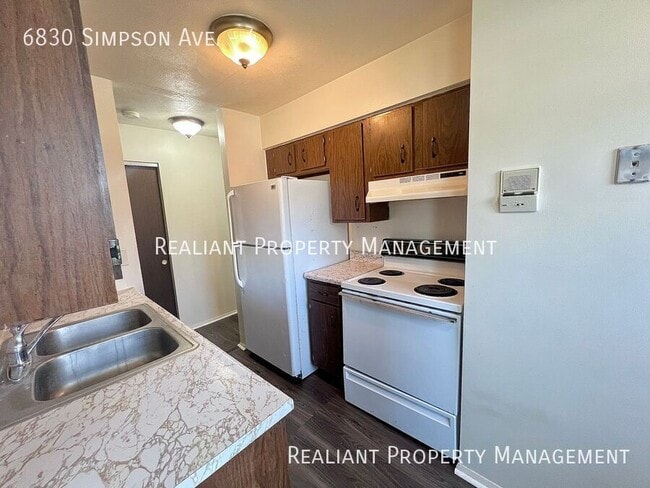 Photo - 6830 Simpson Ave Unit 4