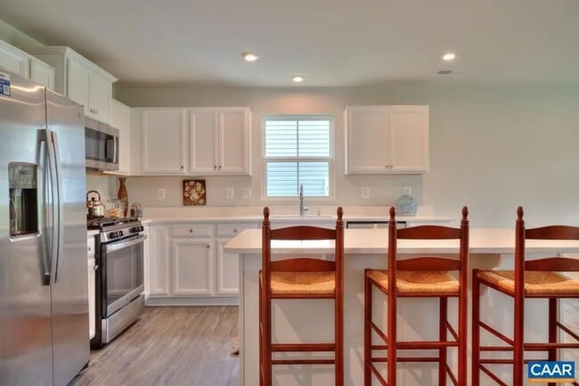 121 Park Dr