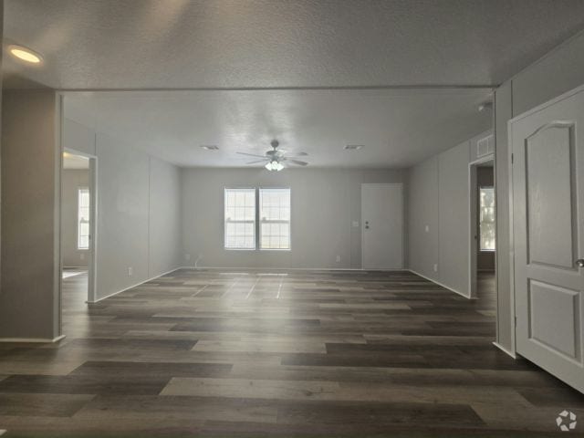 Building Photo - 18118 US-41 Rental