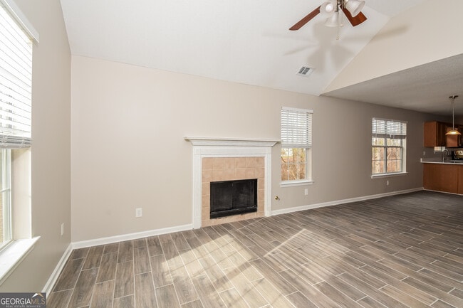 Photo - 1121 Thackery Pl