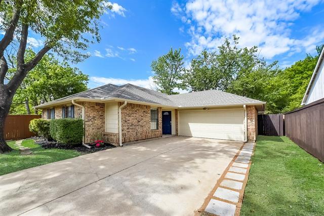 Photo - 1406 Collin Dr