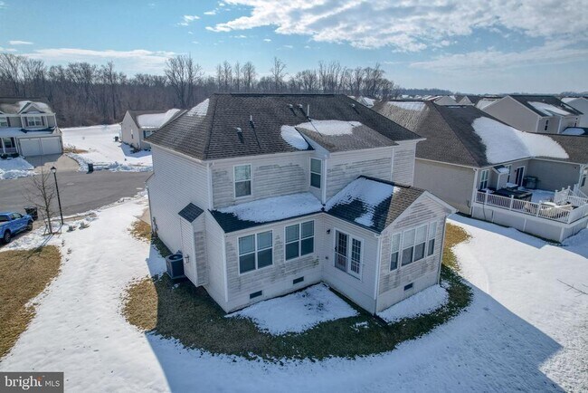 Photo - 101 Beaufort Ct