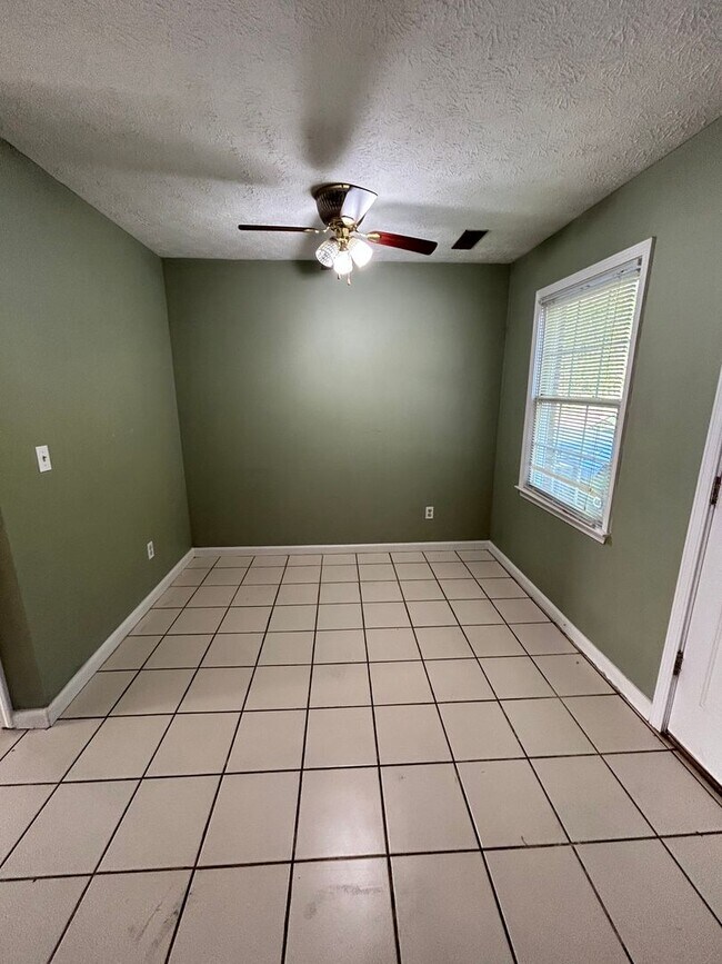 Photo - 2692 Callier Springs Rd SE Unit 2692 Callier Springs Apt. A