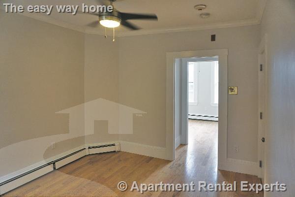 Photo - 27-29 Lambert St Unit #3R Unidad #3R