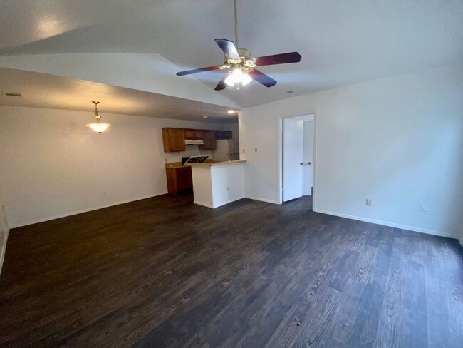Photo - Alderbrook Unit B