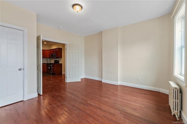 Photo - 181 Ashburton Ave Unit 3