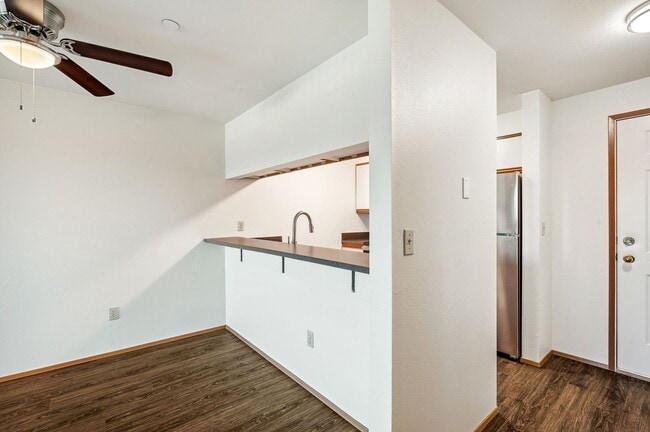 Photo - Daniels Apartments