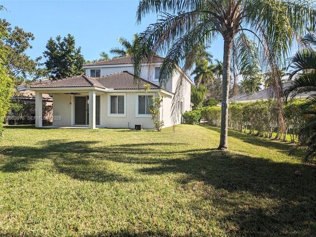Photo - 911 Phoenix Way