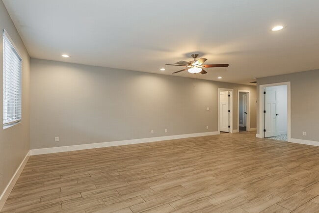 Photo - 4920 S 23rd Ave