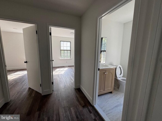 Photo - 632 Foxton Ct