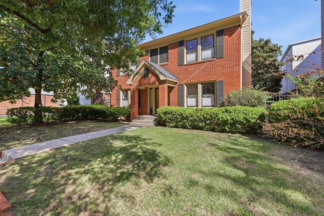 Photo - 2132 Tangley St