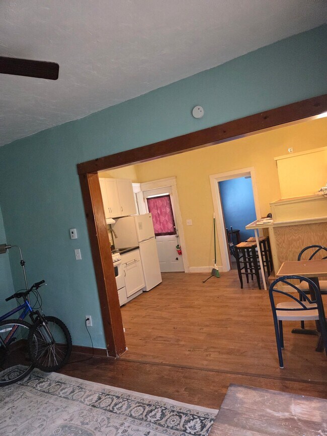 225 martin luther jr Blvd Unit 2