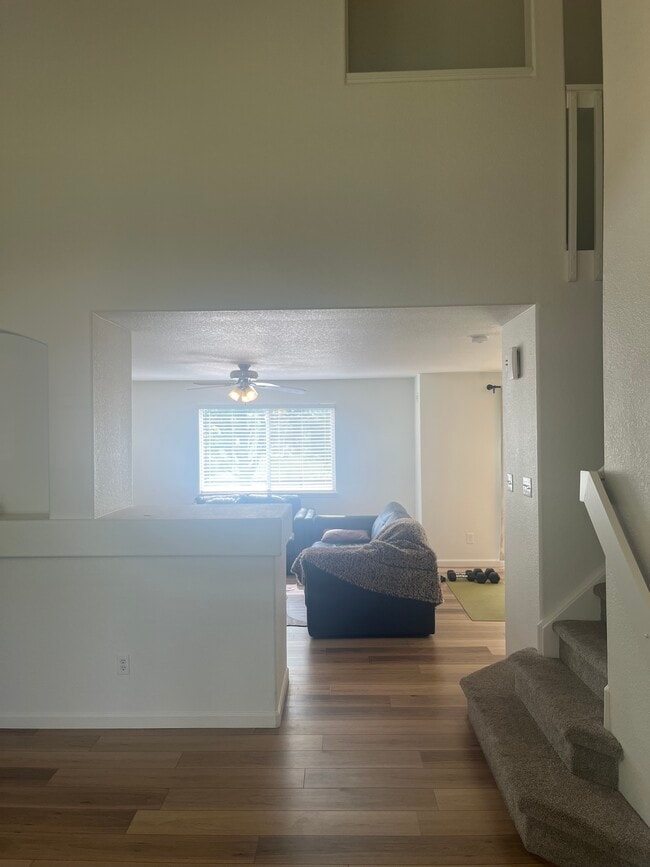 Photo - 5407 Wolf St