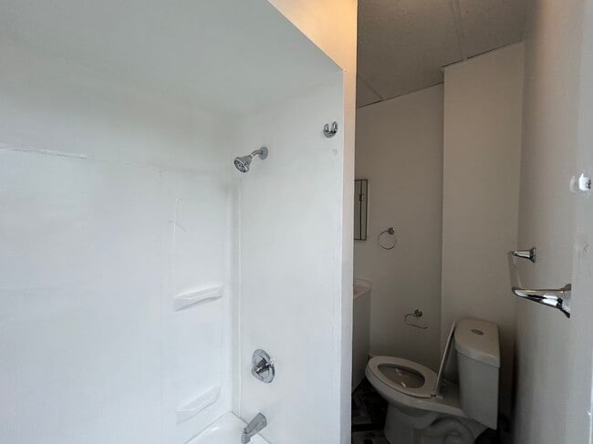Photo - 663 2nd Ave
