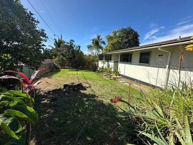 Building Photo - Furnished pet friendly Pukalani Home