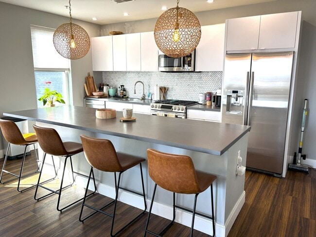 Photo - 408 E 8th St Unidad 3