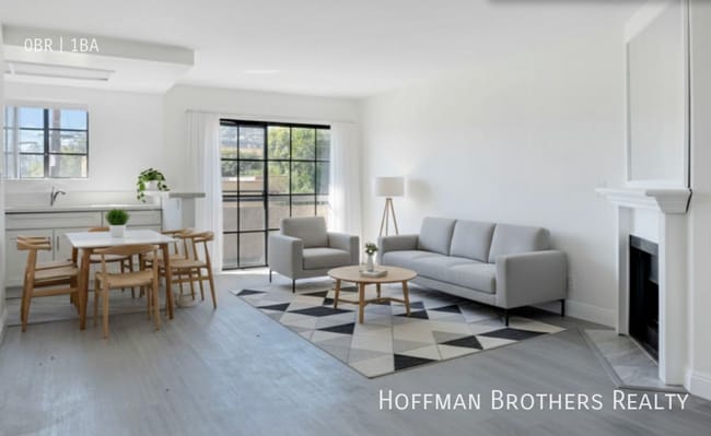 Building Photo - 1520 N Vista St Unit 207