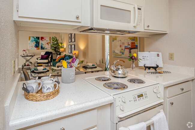 1HAB, 1BA - 750 ft²