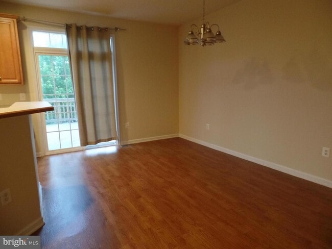 Photo - 4631 Carisbrooke Ln