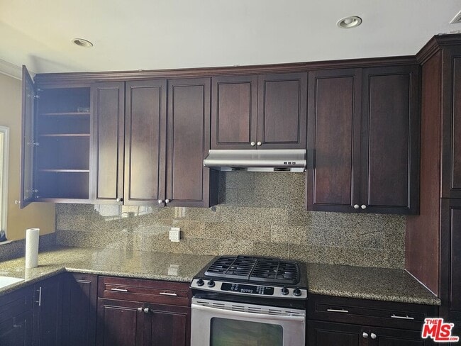 Photo - 2737 S Robertson Blvd