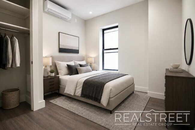 Photo - Spacious 2BR w/ Laundry, Pets OK, Backyard & Lounge | Steps to Brower Park & 3/4/C Trains Unidad 3B