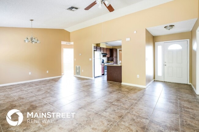 Photo - 9637 Langan St