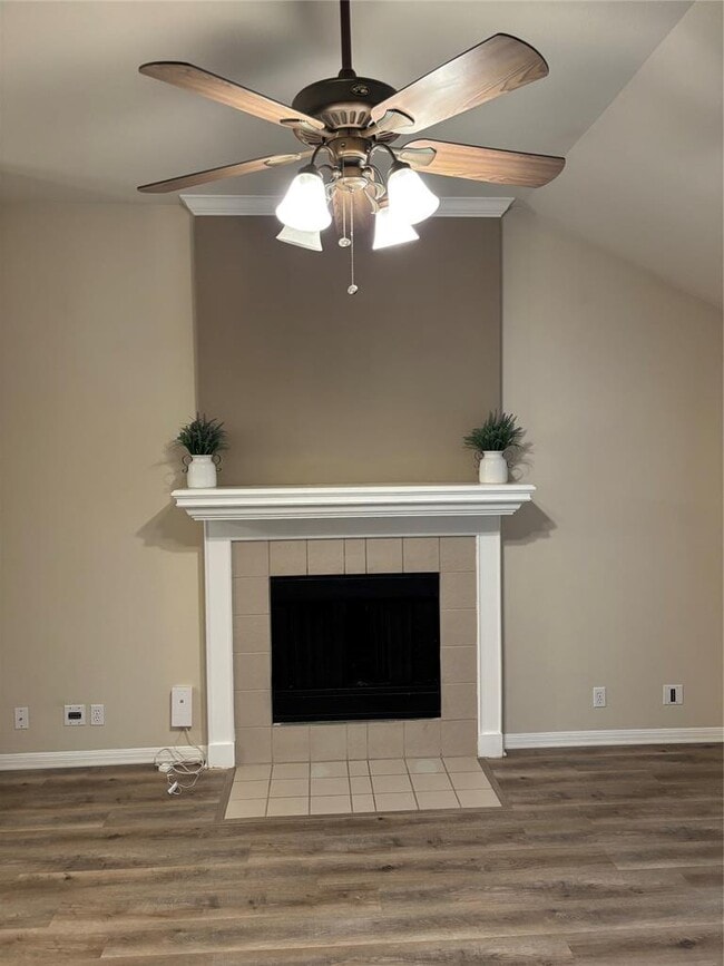 Photo - 4500 Abelia Dr