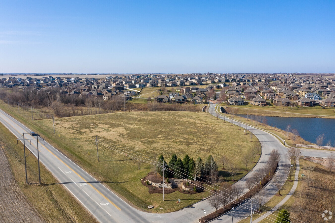 Photo - Shadow Lake Apartments
