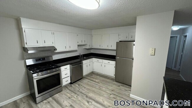 Building Photo - 95-101 Upton St. Rental