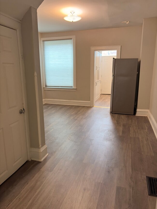 Photo - 59 E Maynard Ave