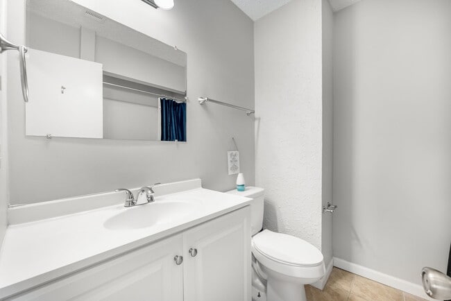 Photo - 1204 Glenarden Dr