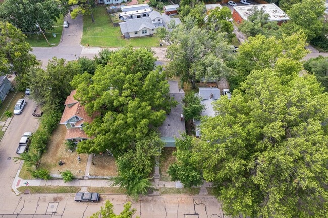 Photo - 631 SW Lindenwood Ave