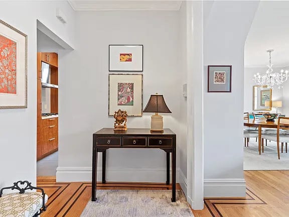 Building Photo - 34-14 81st St Unit 51