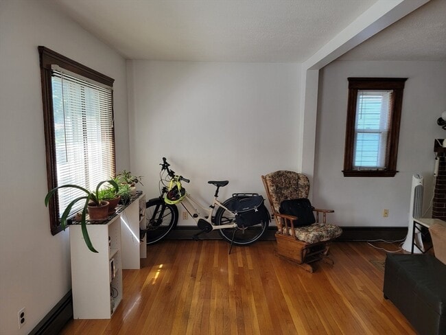 Photo - 49 Leslie Rd Unit 49