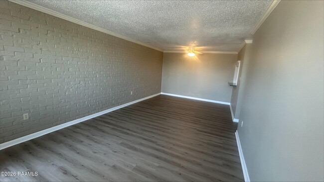 Photo - 3101 Highland Rd Unit Apt 322